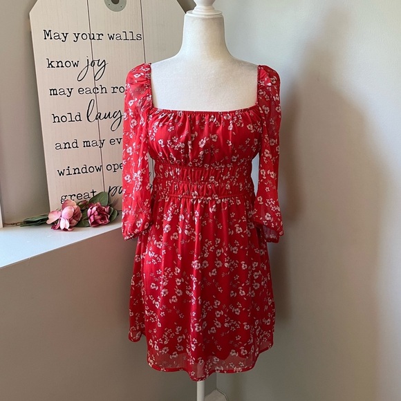 Trixxi NWT Red Floral Square Neck Smocked Mini Dress with Sheer 3/4 Sleeves - Picture 3 of 10